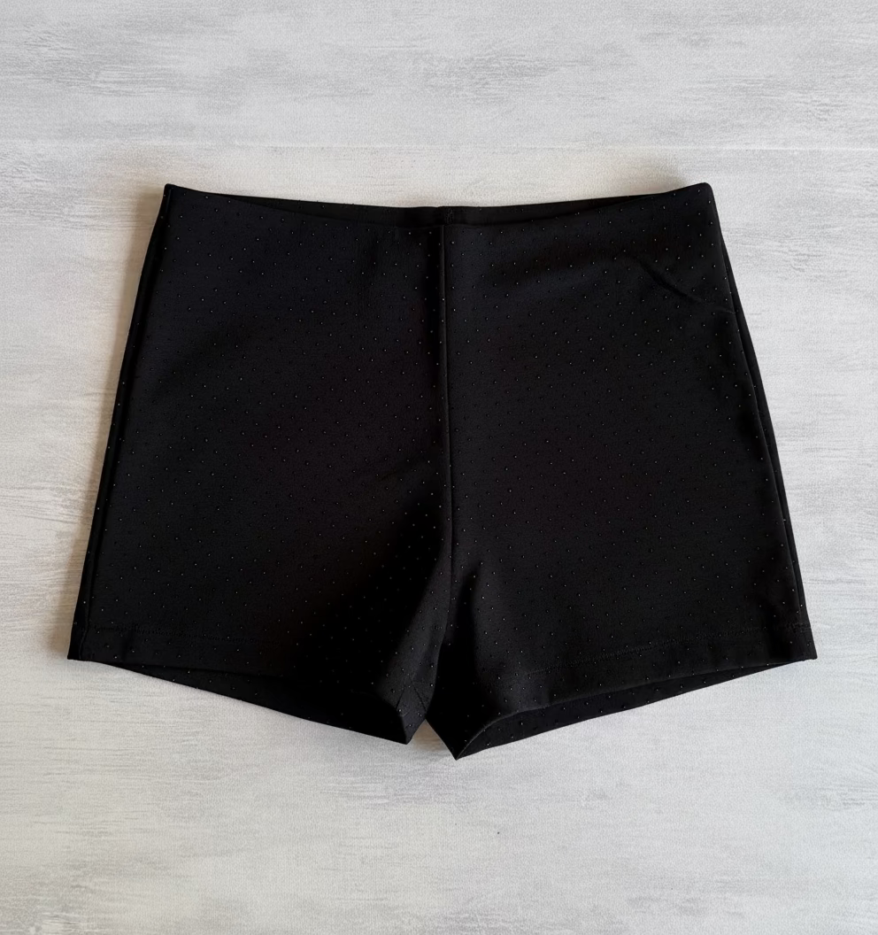 Short negro brillo