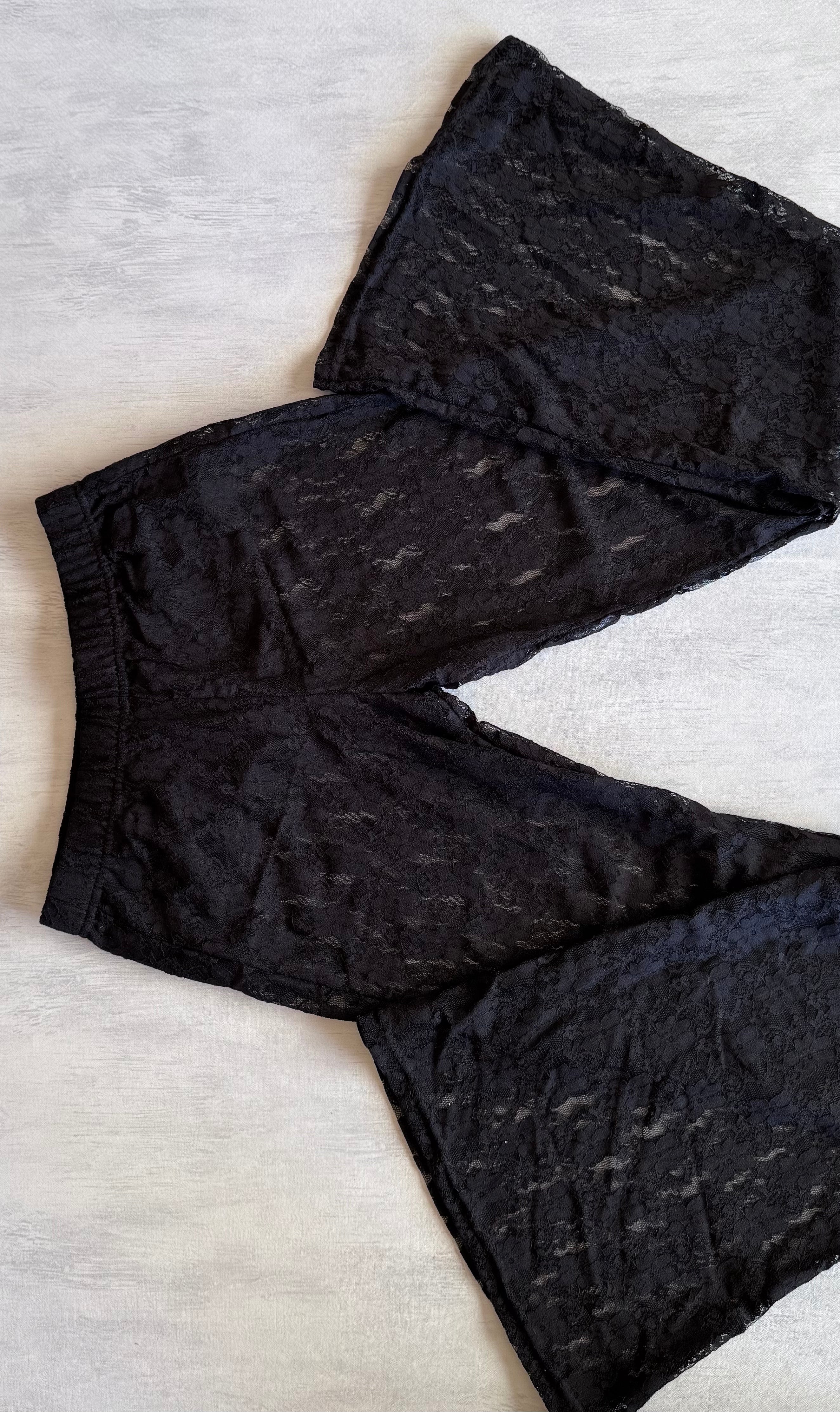 Pantalon encaje